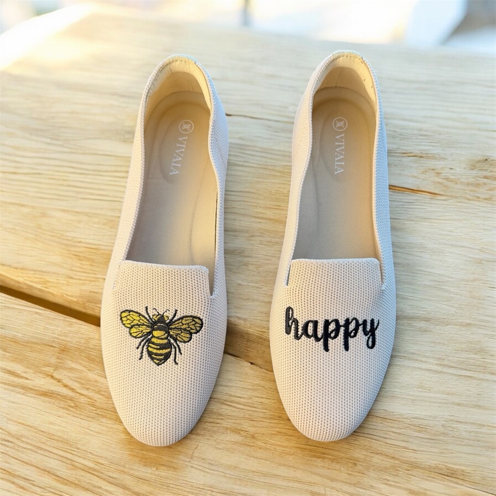 VIVAIA Knit Flats Bee Embroidery “Happy” Shoes Size 38 New